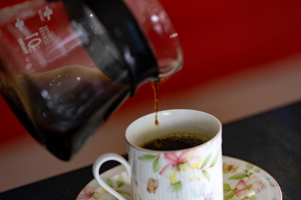 فندق Guest Cafe Kuchikumano Kamitondacho المظهر الخارجي الصورة